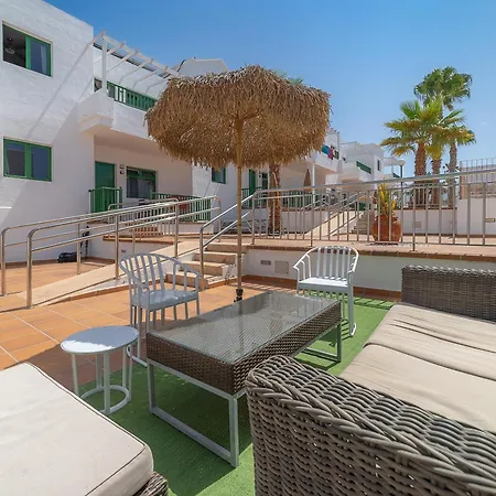 Elena * Puerto del Carmen (Lanzarote)