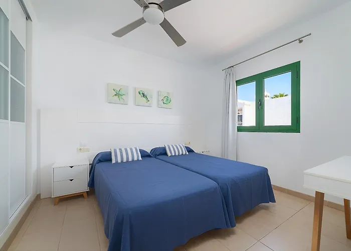 Elena * Puerto del Carmen