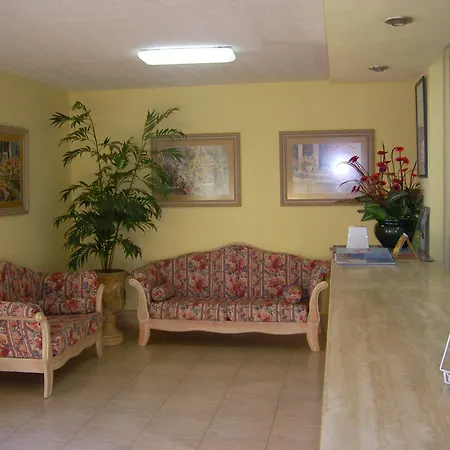 Elena * Puerto del Carmen (Lanzarote)