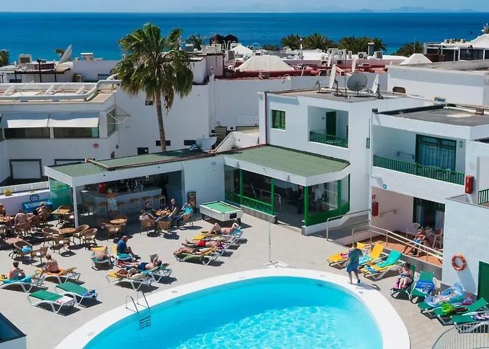 Elena * פוארטו דל כרמן